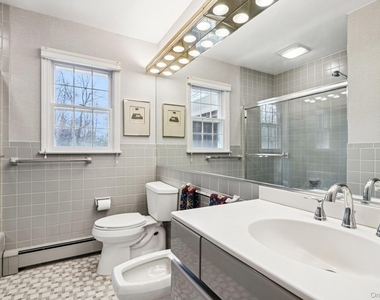 9 Cliff Road - Photo Thumbnail 27