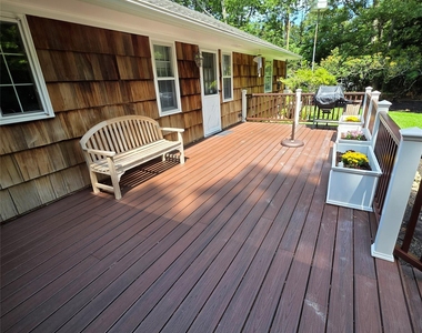 9 Cliff Road - Photo Thumbnail 3