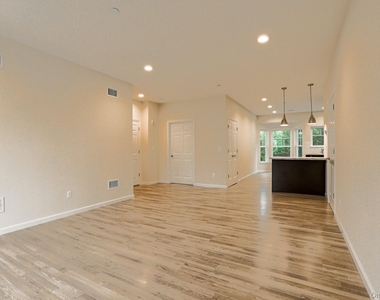 1 Grace Lane - Photo Thumbnail 15