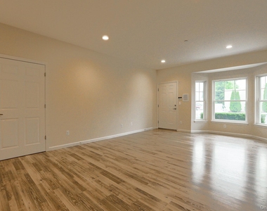 1 Grace Lane - Photo Thumbnail 3