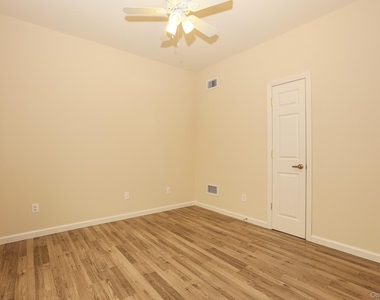 1 Grace Lane - Photo Thumbnail 8