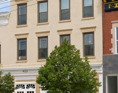 422 Broadway - Photo Thumbnail 8