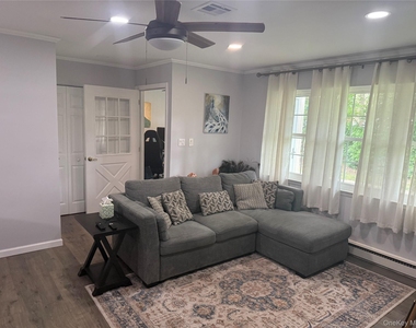 333 A Woodbridge - Photo Thumbnail 17