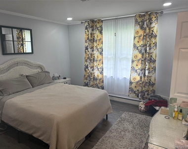 333 A Woodbridge - Photo Thumbnail 18