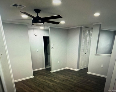 333 A Woodbridge - Photo Thumbnail 16