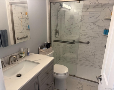 333 A Woodbridge - Photo Thumbnail 19