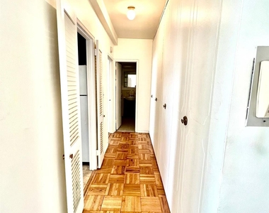 10 Lake Street - Photo Thumbnail 13