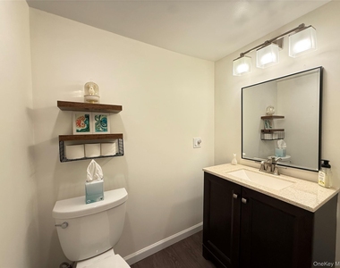 31 Jacobson Avenue - Photo Thumbnail 17