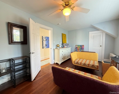 31 Jacobson Avenue - Photo Thumbnail 14