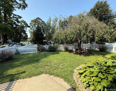 31 Jacobson Avenue - Photo Thumbnail 23