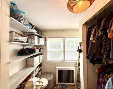 31 Jacobson Avenue - Photo Thumbnail 13