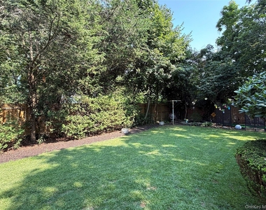 31 Jacobson Avenue - Photo Thumbnail 21
