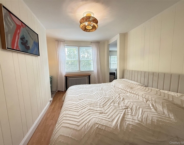 31 Jacobson Avenue - Photo Thumbnail 11