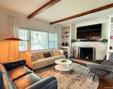 31 Jacobson Avenue - Photo Thumbnail 4