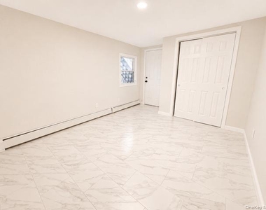 321 Sherbrooke Road - Photo Thumbnail 19