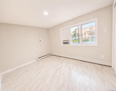 321 Sherbrooke Road - Photo Thumbnail 18