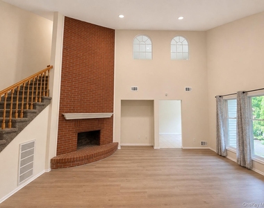 23 Weathervane Way - Photo Thumbnail 4