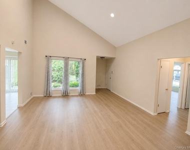 23 Weathervane Way - Photo Thumbnail 6