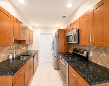 23 Weathervane Way - Photo Thumbnail 10