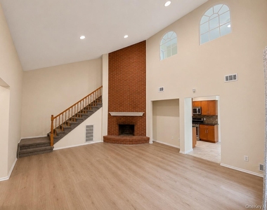23 Weathervane Way - Photo Thumbnail 2