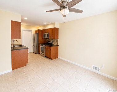 23 Weathervane Way - Photo Thumbnail 8