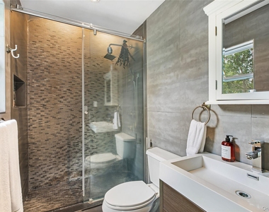1049 Owasco Road - Photo Thumbnail 5