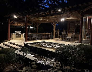 479 Asharoken Avenue - Photo Thumbnail 3