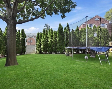 26070 73rd Avenue - Photo Thumbnail 22