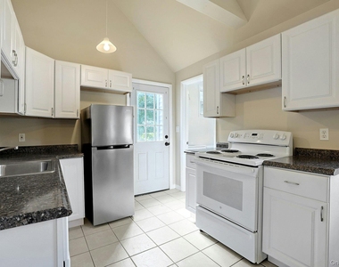 17 North Street - Photo Thumbnail 1