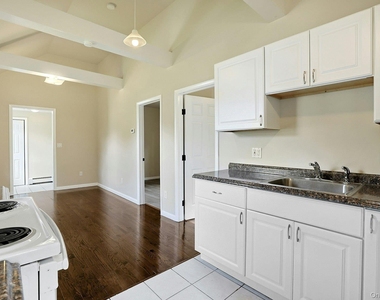 17 North Street - Photo Thumbnail 3