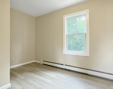 17 North Street - Photo Thumbnail 8