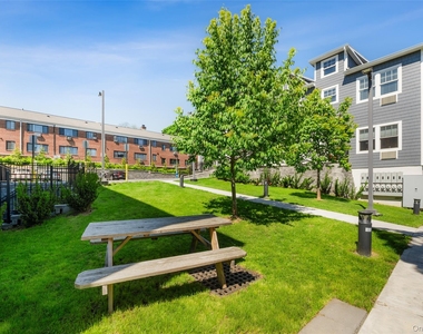 108 N Kensico Avenue - Photo Thumbnail 12