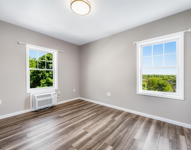 108 N Kensico Avenue - Photo Thumbnail 17