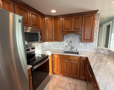 409 Madison Avenue - Photo Thumbnail 9