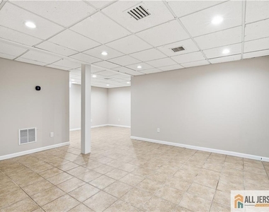 55 Parsler Place - Photo Thumbnail 20