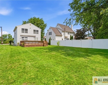 55 Parsler Place - Photo Thumbnail 22