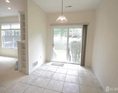 72 Truman Avenue - Photo Thumbnail 7