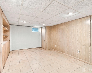943 New Dover Road - Photo Thumbnail 20