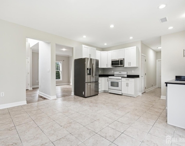 33 Melbloum Lane - Photo Thumbnail 7