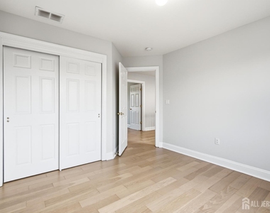33 Melbloum Lane - Photo Thumbnail 26