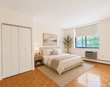 102 Bradhurst Avenue - Photo Thumbnail 5