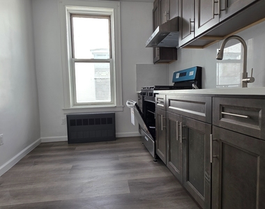 2226 63rd Street - Photo Thumbnail 7