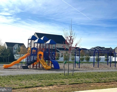 57 Brookfield Mews - Photo Thumbnail 37