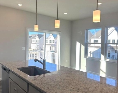 57 Brookfield Mews - Photo Thumbnail 18