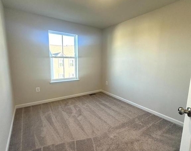 57 Brookfield Mews - Photo Thumbnail 21