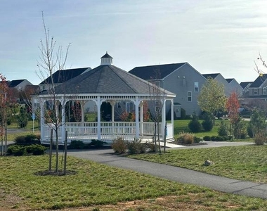 57 Brookfield Mews - Photo Thumbnail 38