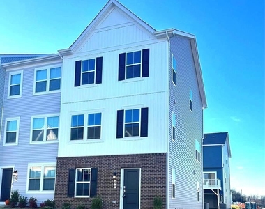 57 Brookfield Mews - Photo Thumbnail 1
