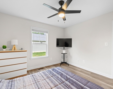 1274 Holly Vista Drive - Photo Thumbnail 14