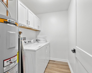 1274 Holly Vista Drive - Photo Thumbnail 23