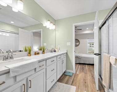 1274 Holly Vista Drive - Photo Thumbnail 5